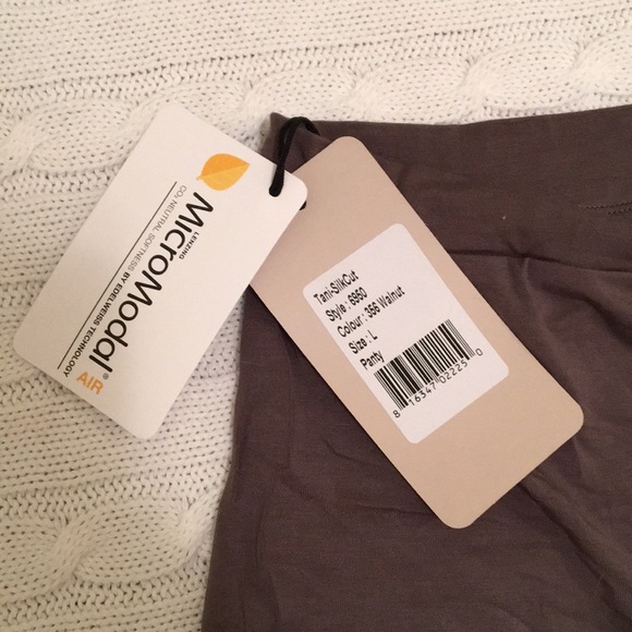 Tani BRAND NEW silk cut panty in walnut -size L - Picture 4 of 5